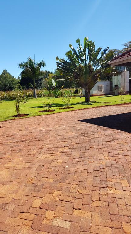 Palm Villa Harare Bagian luar foto